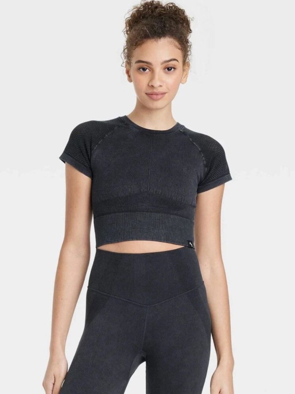 JoyLab Black Onyx Seamless Short Sleeve Active Crop Top Size Large